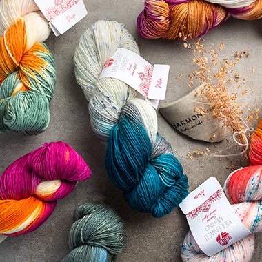 Hand-dyed <br> hilos